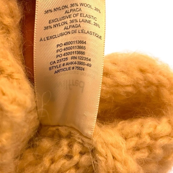 Aritzia Wilfred Lune Alpaca Sweater- Cropped Crewneck Neutral Sweater- Medium - Picture 11 of 13